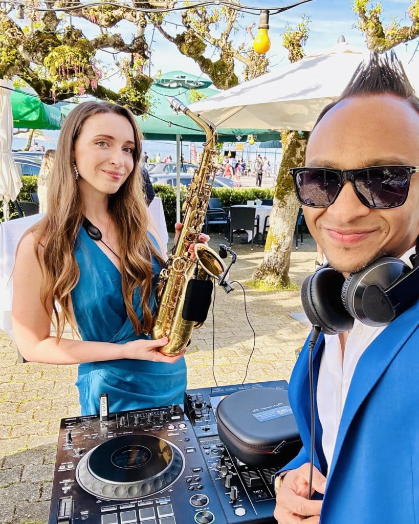 Duo Saxophoniste et DJ pour animer votre apéro de mariage